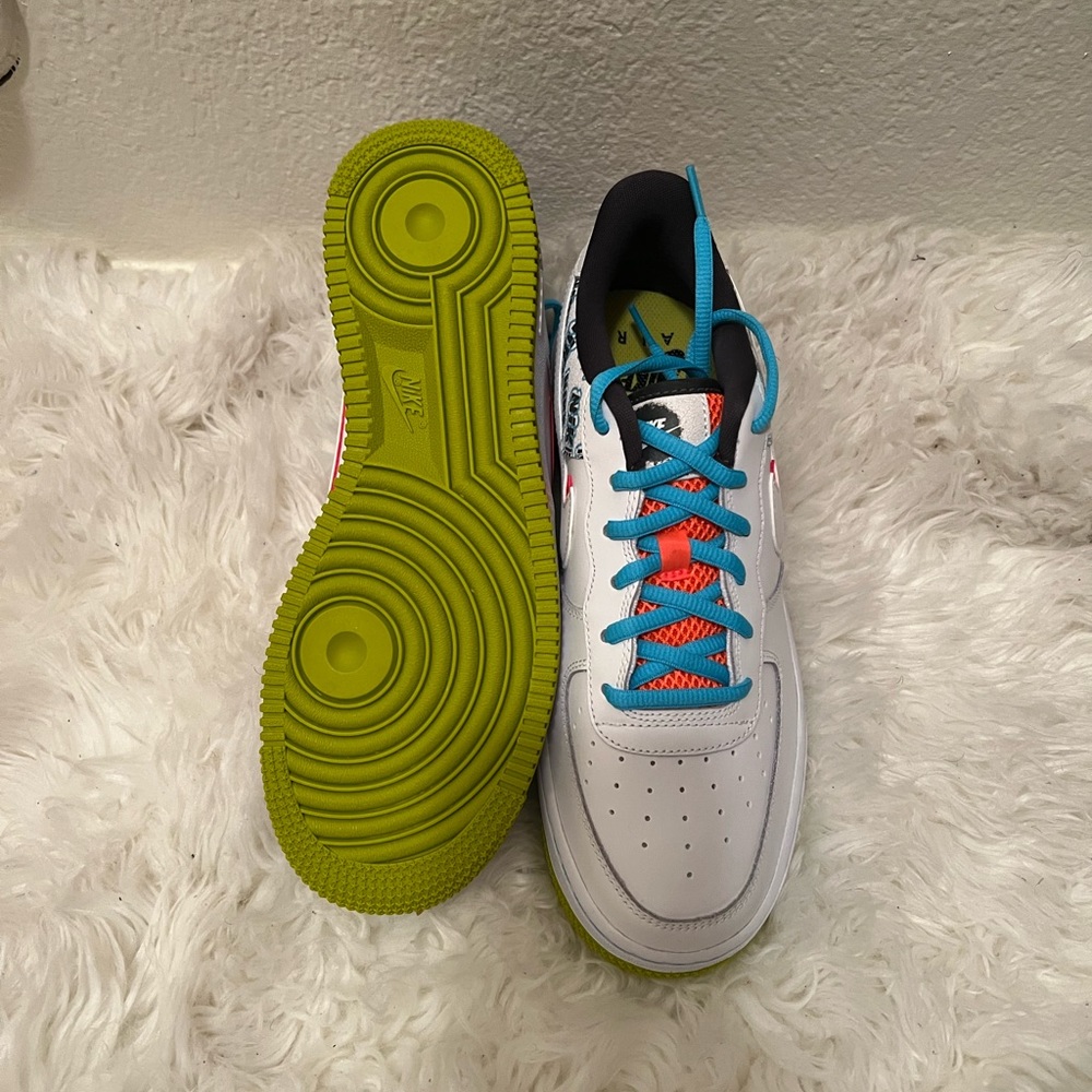 Colorful forces - Picture 3 of 3